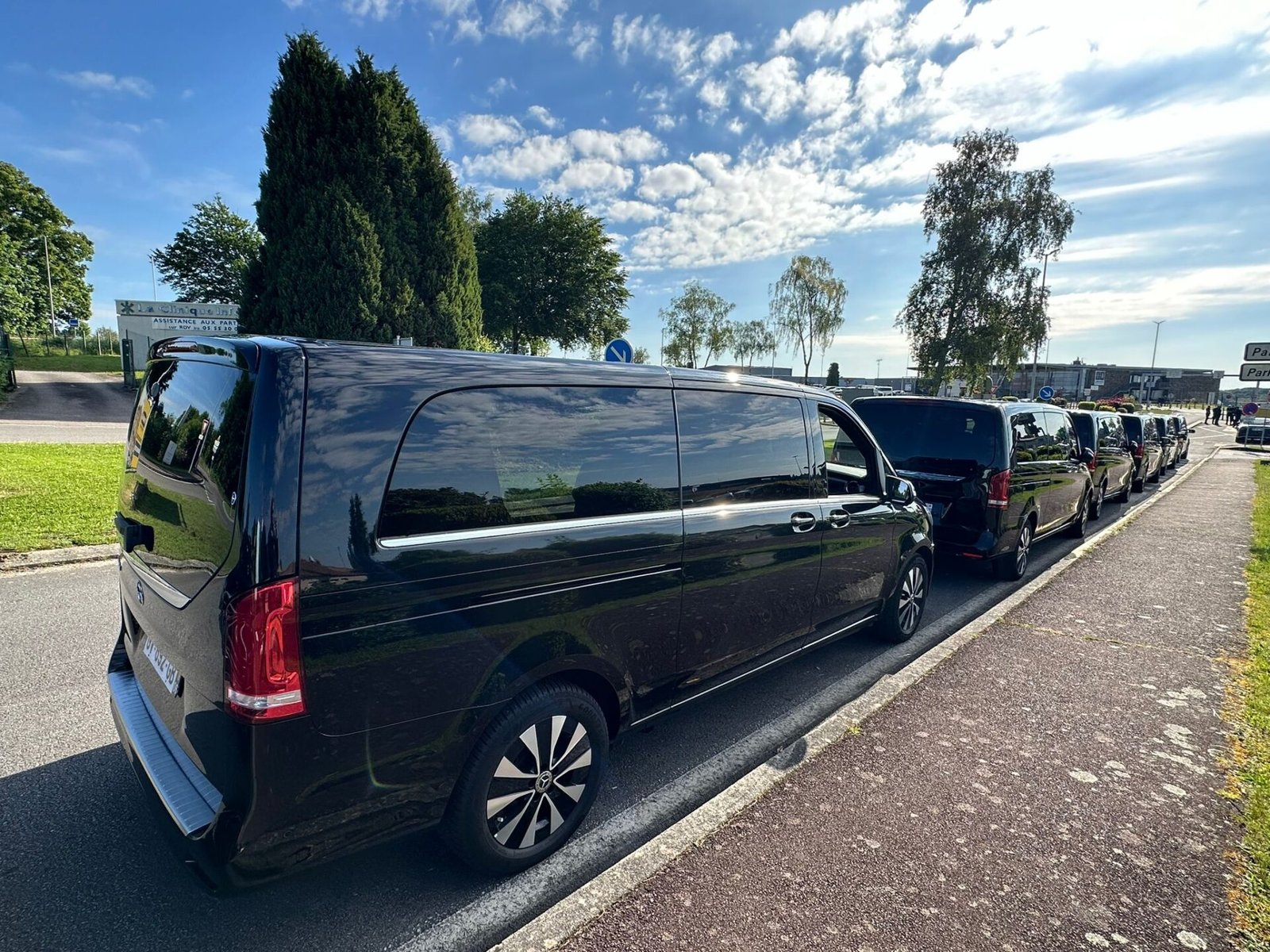 VTC pour le transport scolaire à Toulouse